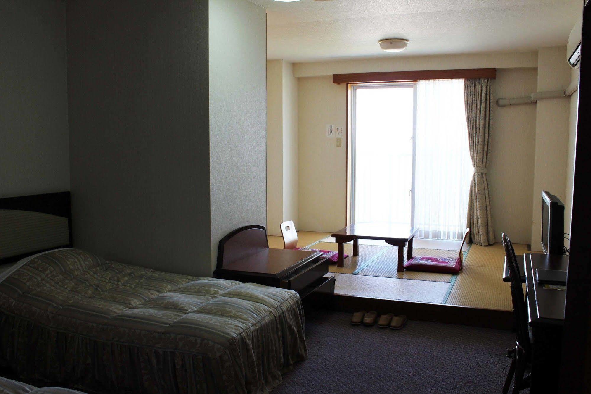 Miyuki Hamabaru Resort Onna Eksteriør billede